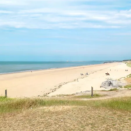 Апартаменты Les Sables D'or By Interhome *