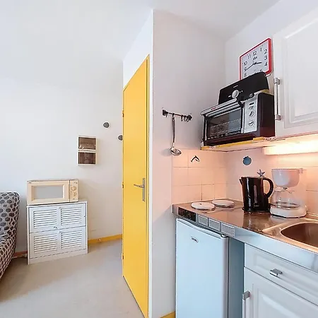 Апартаменты Les Sables D'or By Interhome